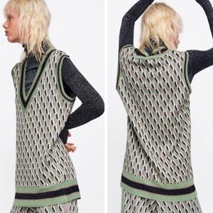 Zara Black and Green Retro Patterned Vest / Wide Leg Pant Set